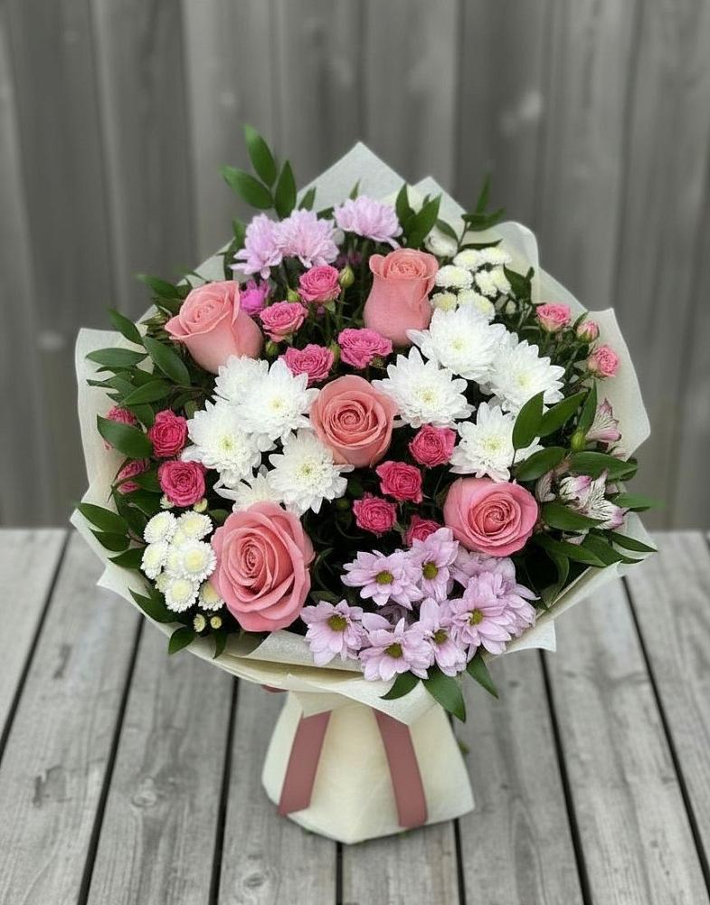 Букет цветов из: Альстромерии, Гвоздики, Розы и Хризантемы в Убинском