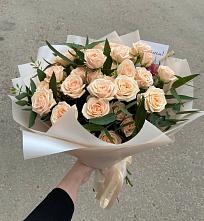 Букет Кремовые розы Латте в Убинском