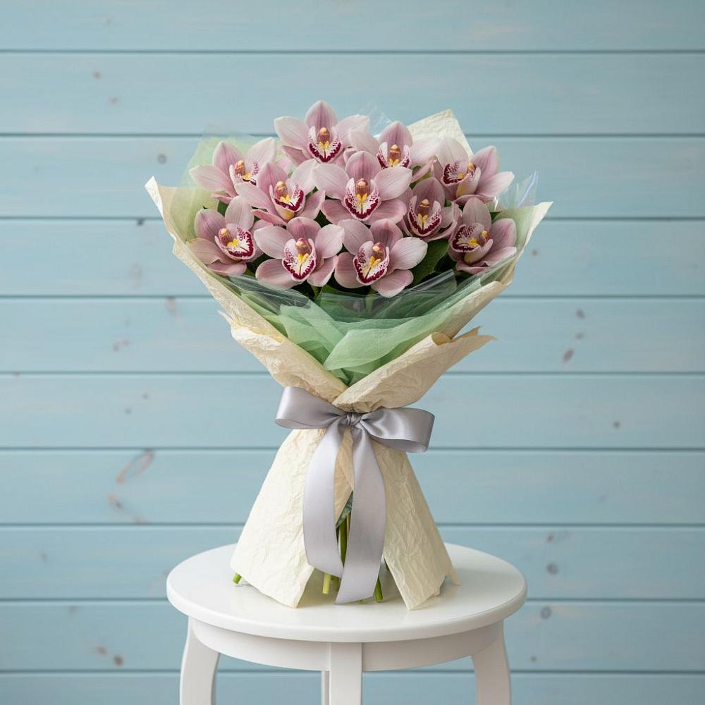 Букет цветов из: Орхидеи и Розы в Убинском