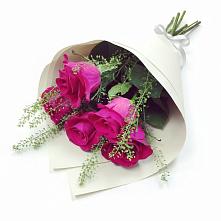 Букет цветов из:  Розы в Убинском