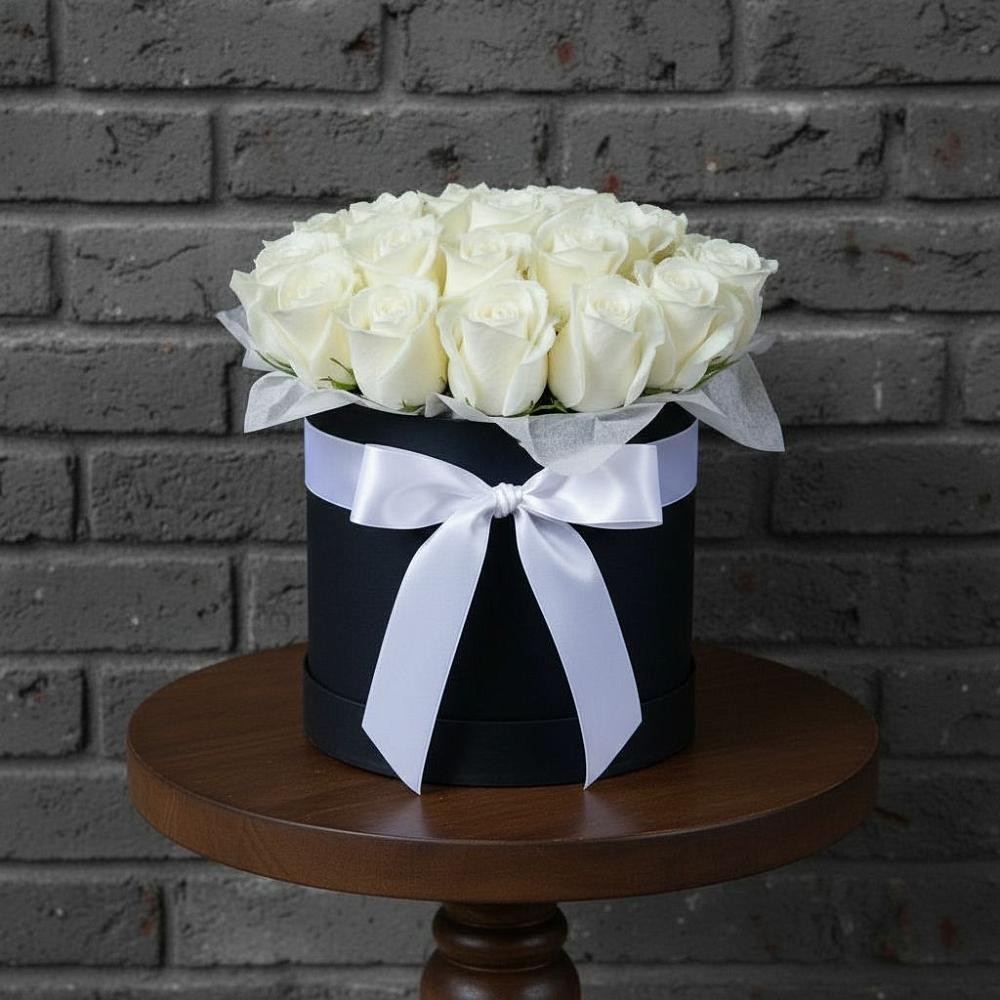 Цветочная композиция из Розы в шляпной коробке в Убинском