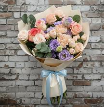 Букет цветов из:  Розы, Лизиантусы и Гвоздики в Убинском